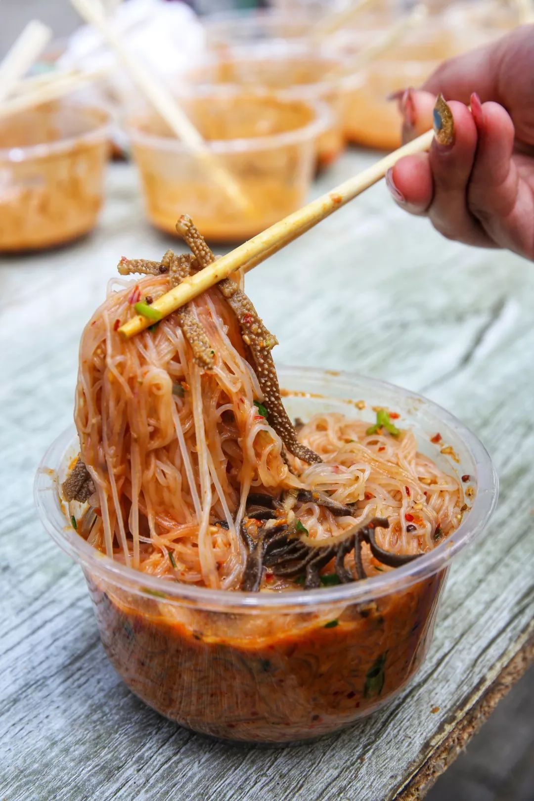 最新火爆小吃，探索流行美食的独特魅力与风味